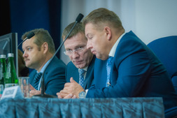 Президиум IV Международного научно-практического семинара «Эффективное управление комплексными нефтегазовыми проектами (EPMI-2015)»