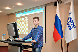 Международный мастер, мастер спорта России, победитель Чемпионата мира среди школьников до 13 лет, победитель Спартакиады молодежи России 2018 г. в составе команды г. Москвы, двукратный победитель всероссийского соревнования «Белая Ладья» в составе школьной команды г. Ижевска, Чемпион Приволжского федерально округа среди мужчин (2016), Чемпион Москвы по игре в пулю (2022), ВНИИГАЗ возрождает шахматное движение в Институте победитель чемпионатов Москвы по классическим шахматам, быстрым шахматам и блицу в командных соревнованиях Кирилл Козионов.