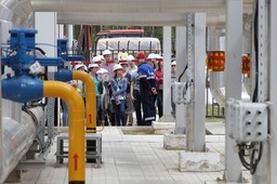 Вниигазовская молодежь в гостях у коллег на объектах ООО "Газпром ПХГ"