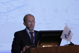С докладом «Состояние сварочного производства в ПАО „Газпром“. Основные направления развития» выступил начальник Отдела Департамента 338 ПАО «Газпром» Евгений Вышемирский