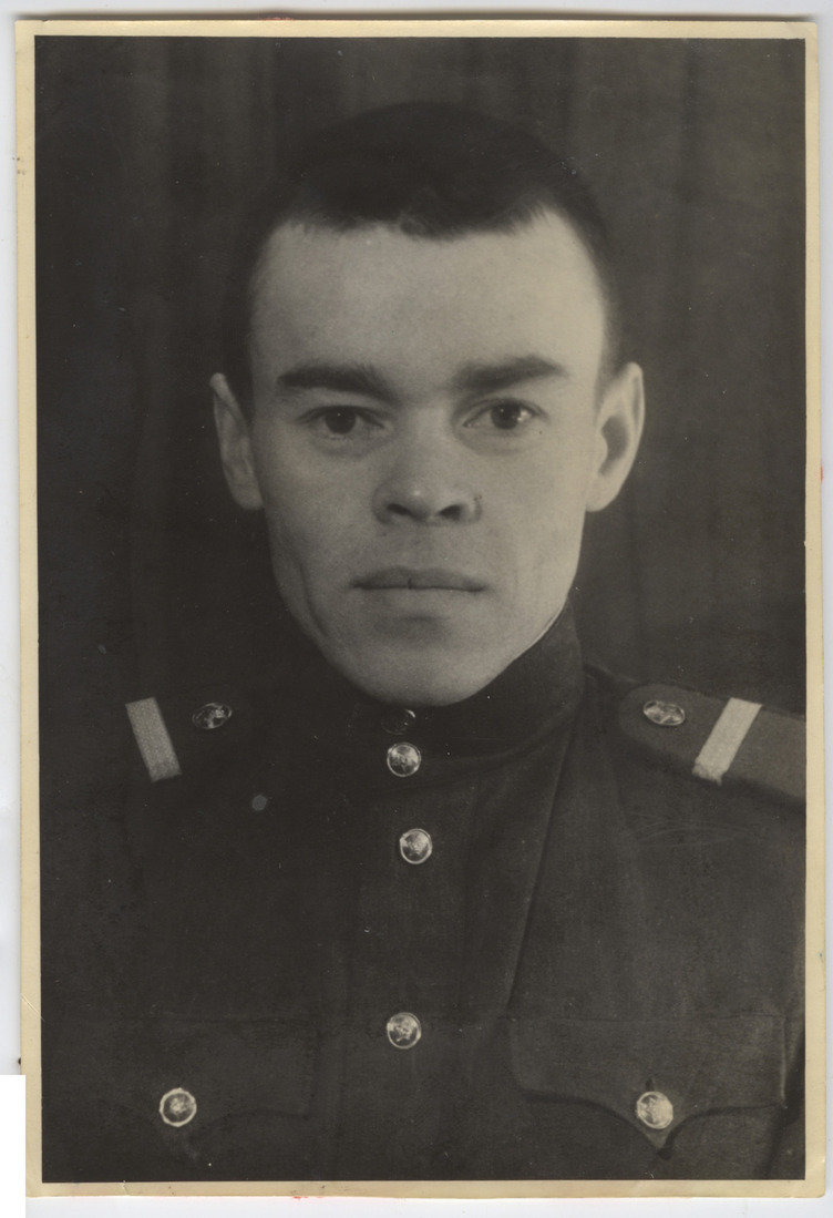 Николай Поповский. Фото с доски почета, 1949 год