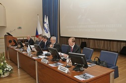 Президиум VIII Отраслевого совещания „Состояние и основные направления развития сварочного производства ПАО „Газпром“ (СВАРКА-2016)