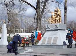 Поселок Локоть, Брянская область — испытания нового Вечного огня на площади Победы