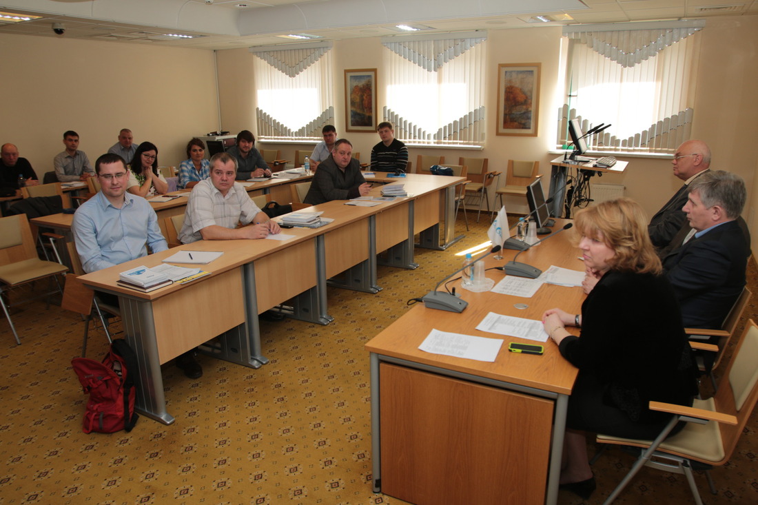 Во ВНИИГАЗе проводятся научно-практические семинары, организуются курсы повышения квалификации и профессиональной переподготовки.