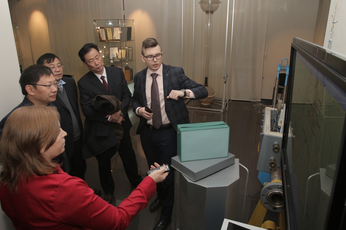 В ходе визита гости посетили зал визуализации и Музей газовой науки и технологий