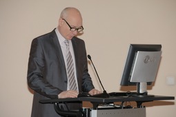 Со вторым докладом выступил начальник Отдела систем сертификации Александр  Власенко